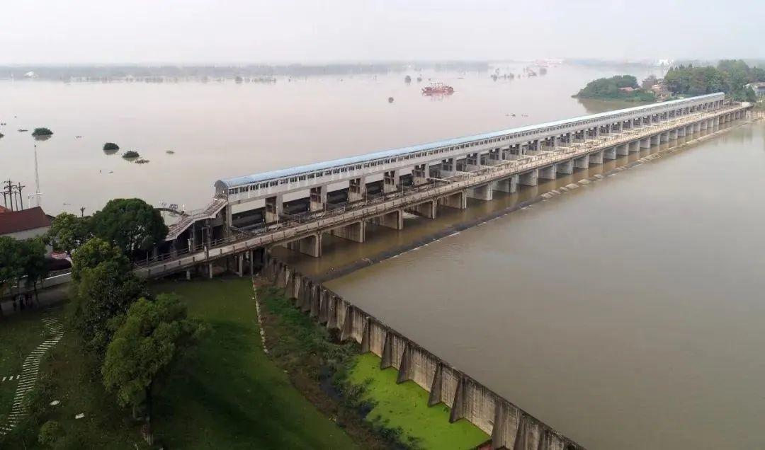 火力全开之开放城市2修改版